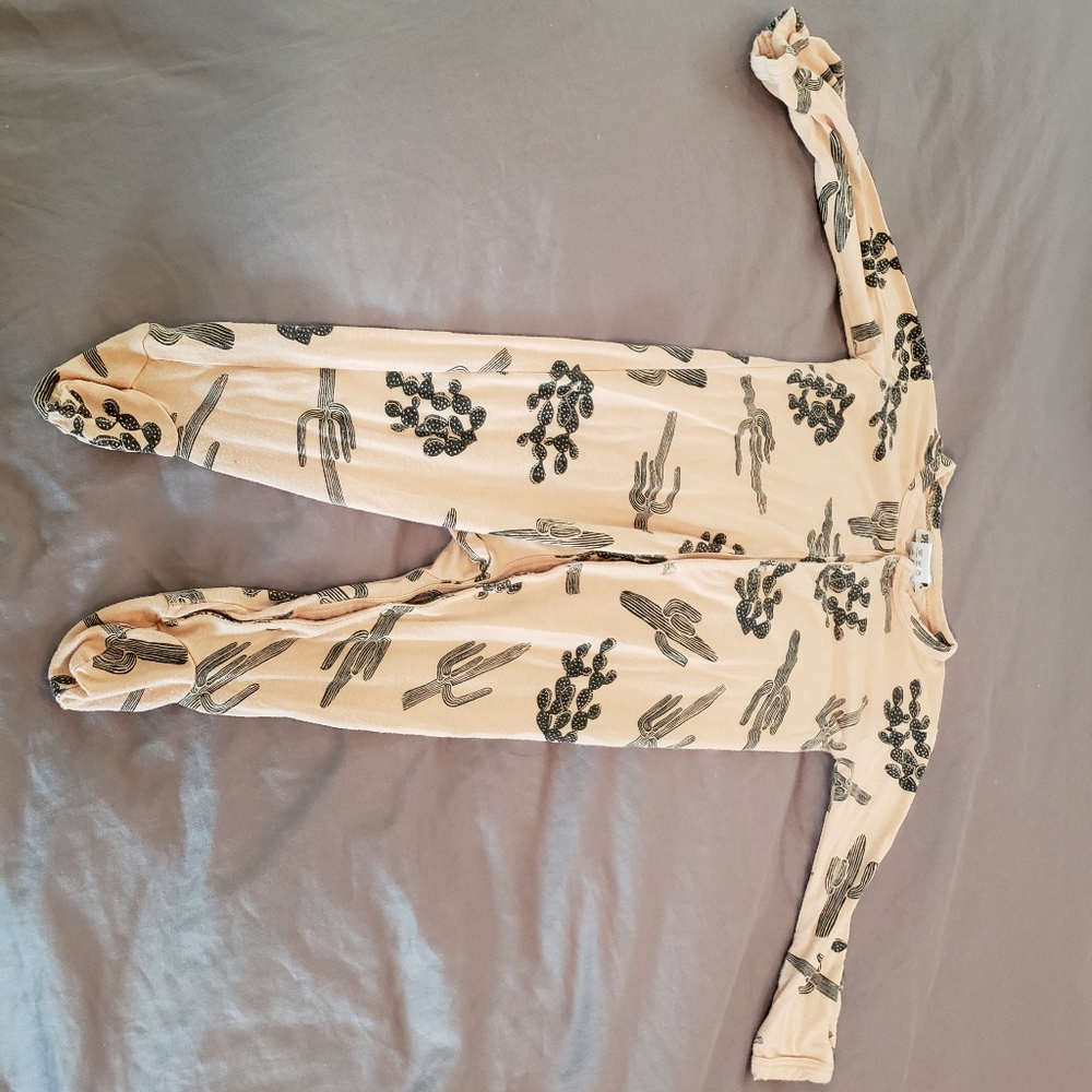 Spearmint Love Onesie